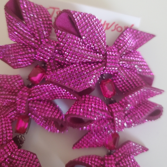 Betsey Johnson Womens Pavé Bow Earrings - Picture 5 of 7
